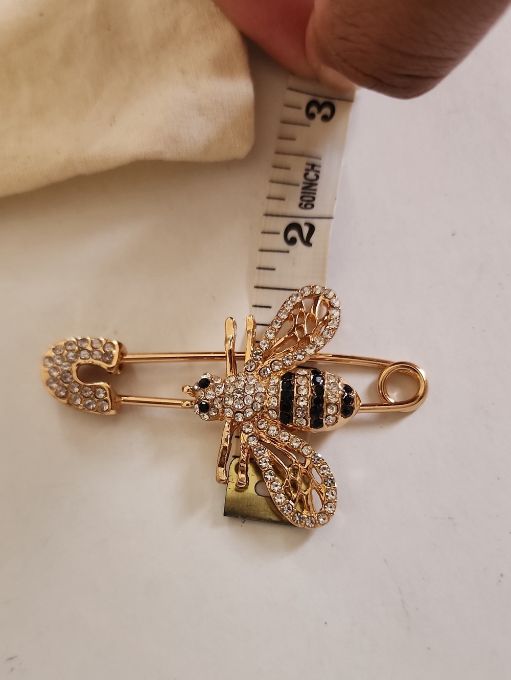 Bee Crystal Safety Pin Brooch Gold Tone Black Enamel Rhinestone - Picture 7 of 7